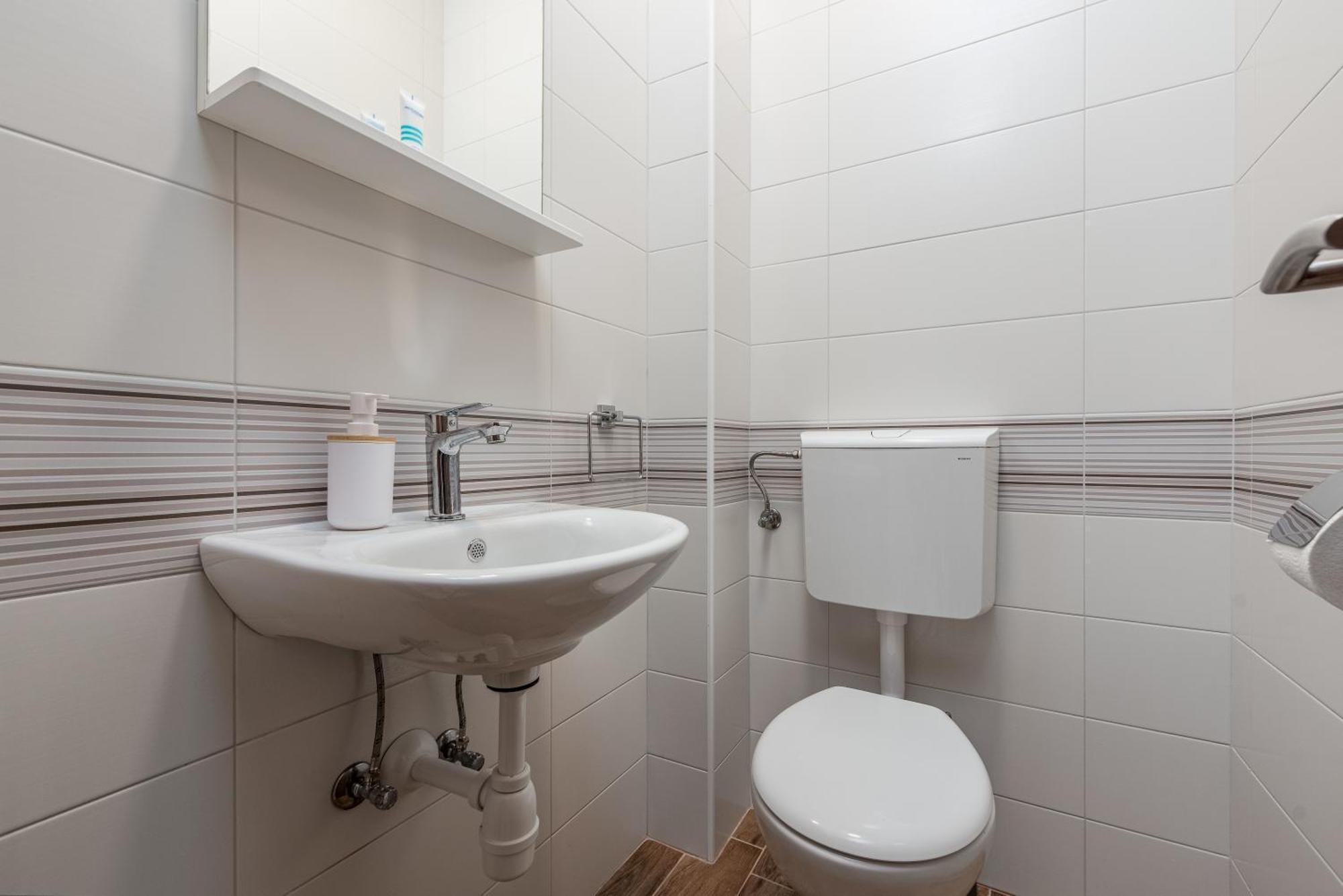 Apartman Dora Sukosan Ngoại thất bức ảnh