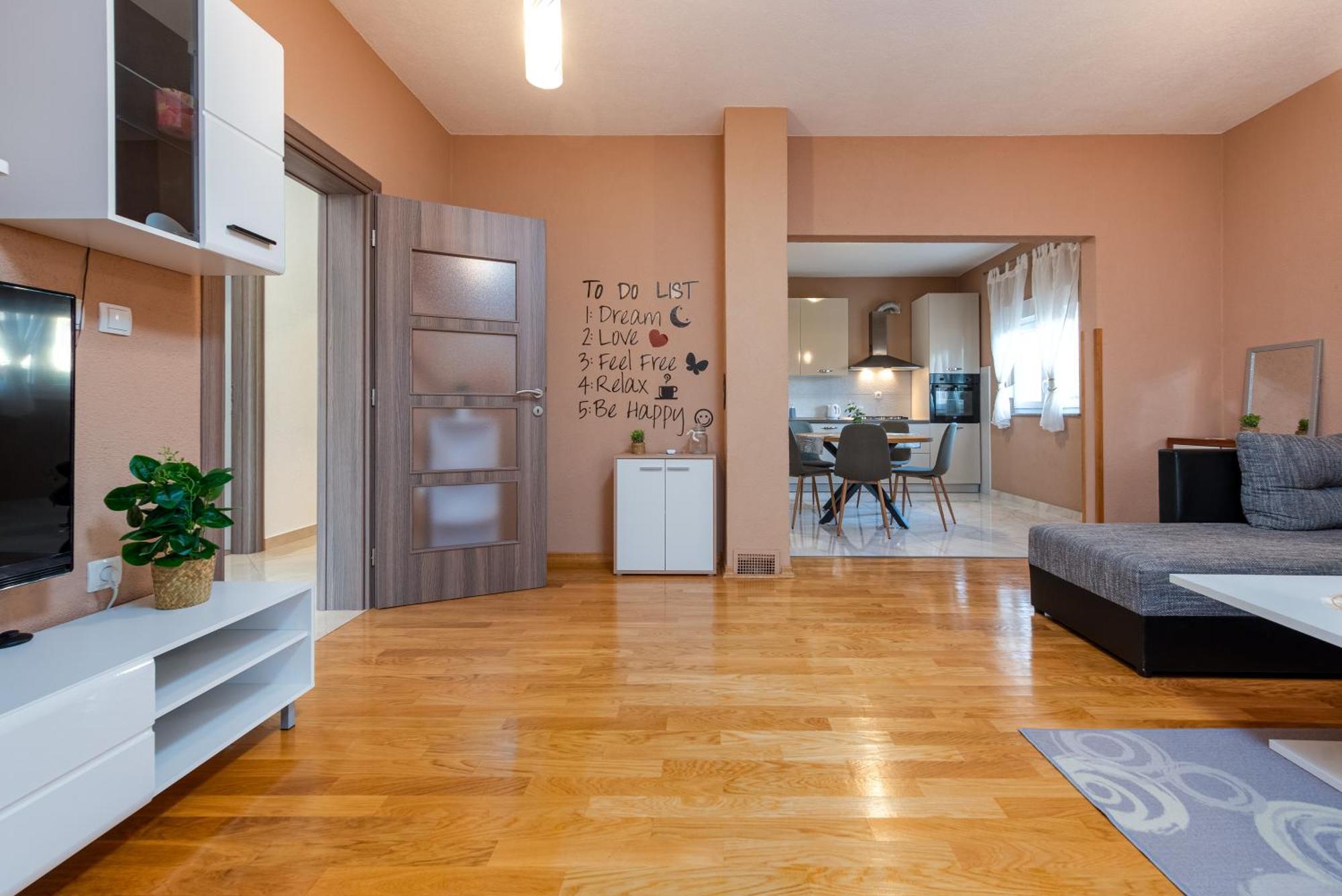 Apartman Dora Sukosan Ngoại thất bức ảnh